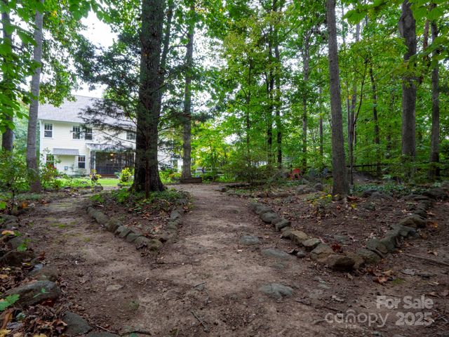 9511 Yearwood Lane, Charlotte, NC 28214