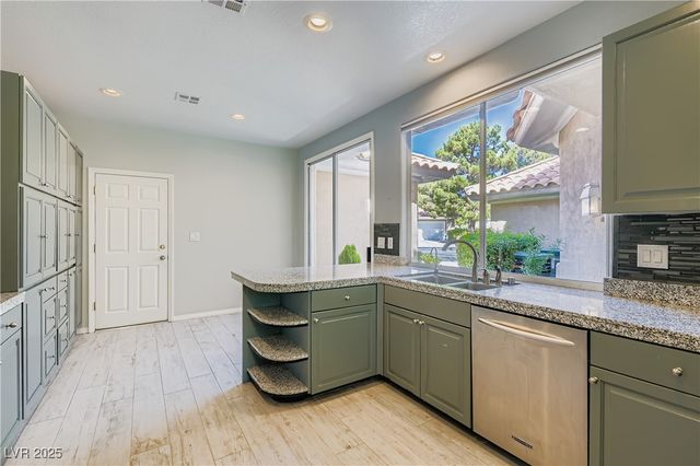 5016 Mount Pleasant Lane, Las Vegas, NV 89113