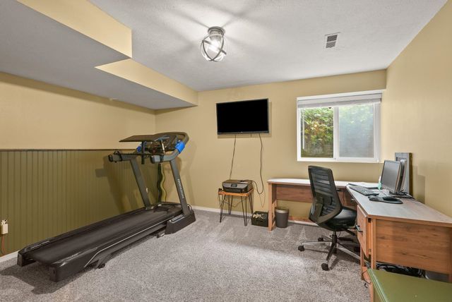 4908 S Kip Ln, Spokane, WA 99224