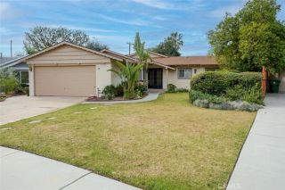 6300 La Reina Drive, Tujunga, CA 91042