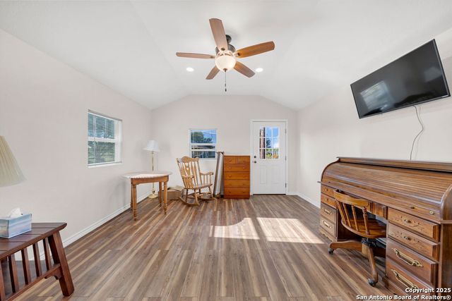 16020 Fm 463, Lytle, TX 78052