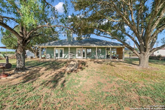 16020 Fm 463, Lytle, TX 78052