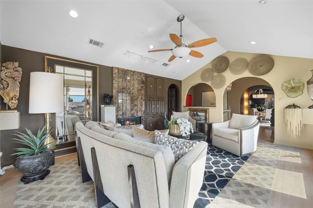 5713 Southern Cross Drive, Rockwall, TX 75032