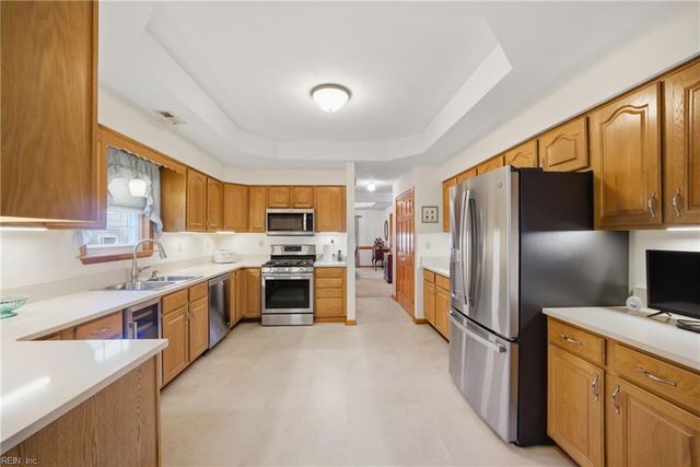 322 Faulk RD, Norfolk, VA 23502