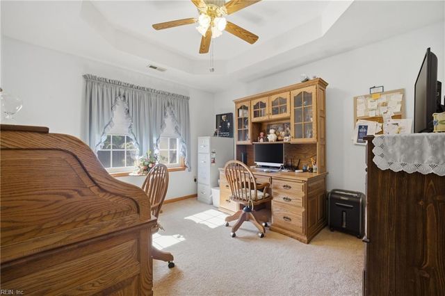 322 Faulk RD, Norfolk, VA 23502