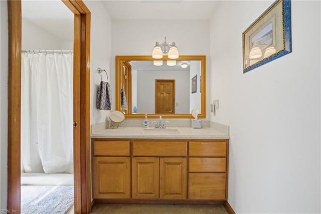 322 Faulk RD, Norfolk, VA 23502