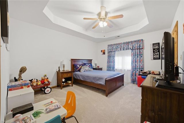 322 Faulk RD, Norfolk, VA 23502