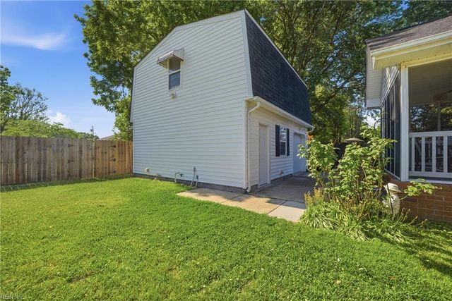 322 Faulk RD, Norfolk, VA 23502