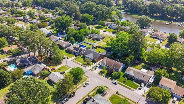 322 Faulk RD, Norfolk, VA 23502