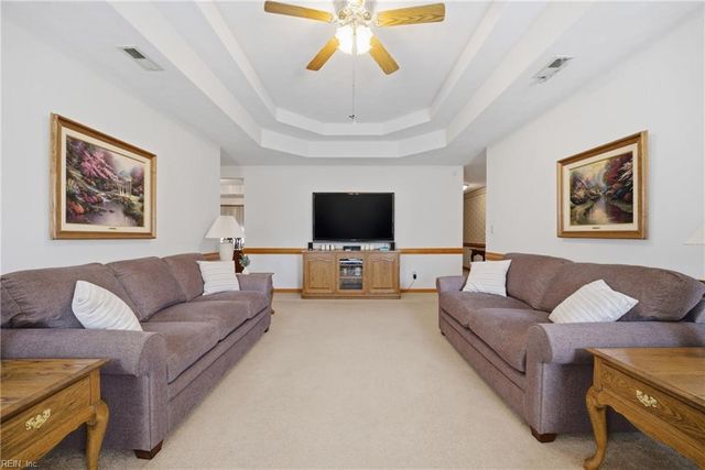 322 Faulk RD, Norfolk, VA 23502