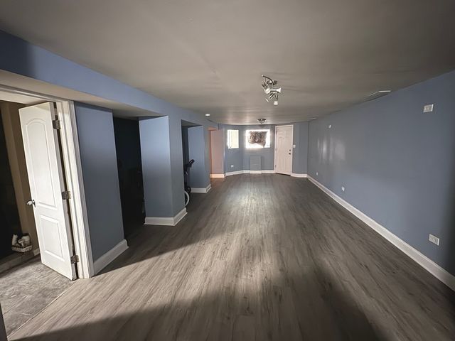 6402 S Greenwood Avenue, Chicago, IL 60637