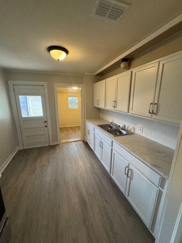 2718 S 11th Street, Abilene, TX 79605