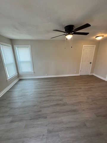 2718 S 11th Street, Abilene, TX 79605