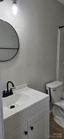 11011 Park Road, Charlotte, NC 28226