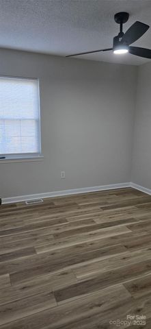 11011 Park Road, Charlotte, NC 28226