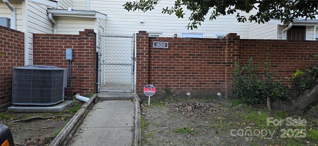 11011 Park Road, Charlotte, NC 28226