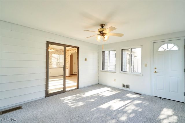 59 Tudor Lane, Kent, OH 44240