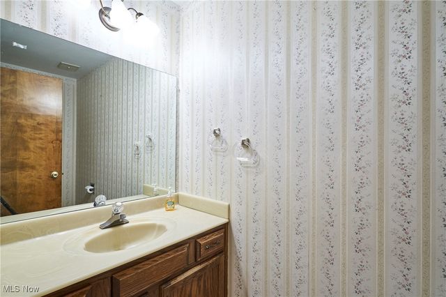 59 Tudor Lane, Kent, OH 44240