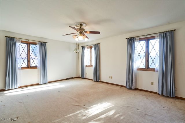 59 Tudor Lane, Kent, OH 44240