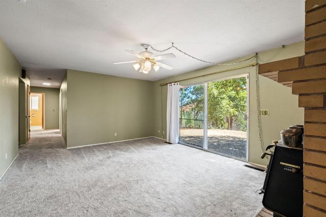 5925 Sly Park Rd, Placerville, CA 95667