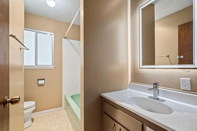 5925 Sly Park Rd, Placerville, CA 95667