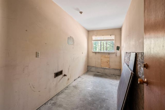 5925 Sly Park Rd, Placerville, CA 95667