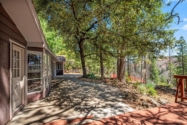 5925 Sly Park Rd, Placerville, CA 95667