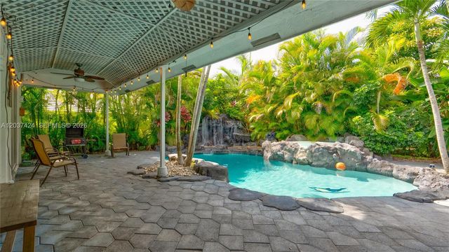 4964 NW 108th Terrace, Coral Springs, FL 33076