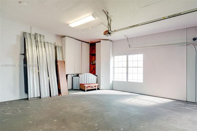 4964 NW 108th Terrace, Coral Springs, FL 33076