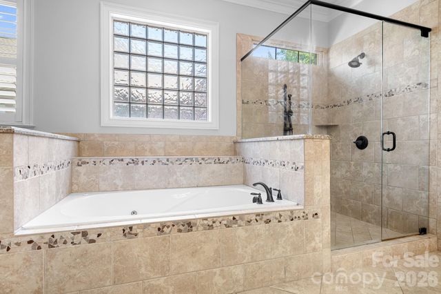 2215 Whiskery Drive, Waxhaw, NC 28173
