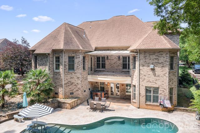 2215 Whiskery Drive, Waxhaw, NC 28173