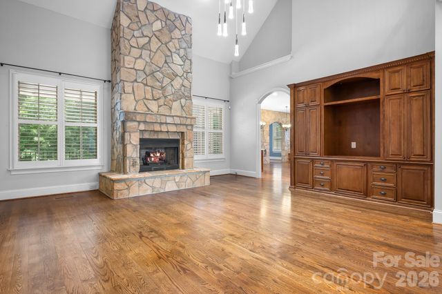 2215 Whiskery Drive, Waxhaw, NC 28173