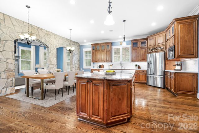 2215 Whiskery Drive, Waxhaw, NC 28173