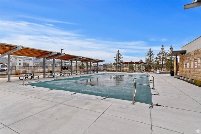 660 N EMERY LN, Vineyard, UT 84059