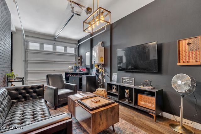 3028 Harrison Lane, Simi Valley, CA 93065