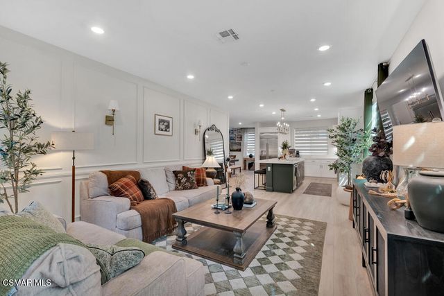 3028 Harrison Lane, Simi Valley, CA 93065