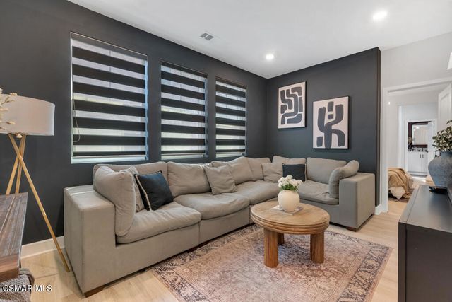 3028 Harrison Lane, Simi Valley, CA 93065