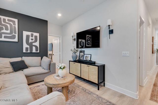 3028 Harrison Lane, Simi Valley, CA 93065