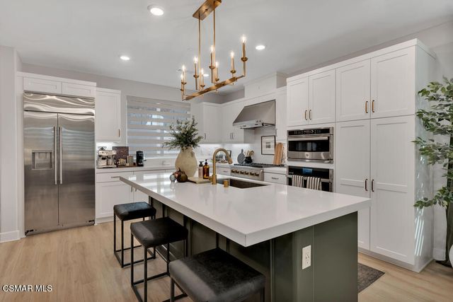 3028 Harrison Lane, Simi Valley, CA 93065