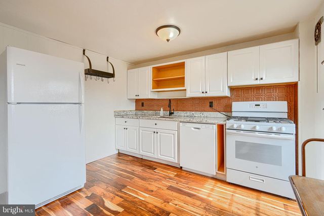 3254 RYERSON CIR, Baltimore, MD 21227