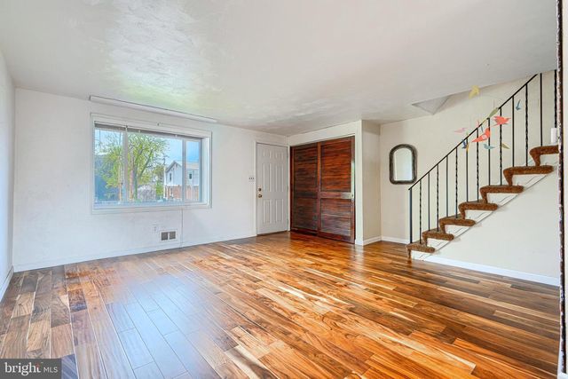 3254 RYERSON CIR, Baltimore, MD 21227