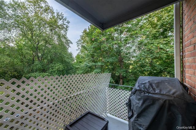 673 Pelham Road E14, New Rochelle, NY 10805