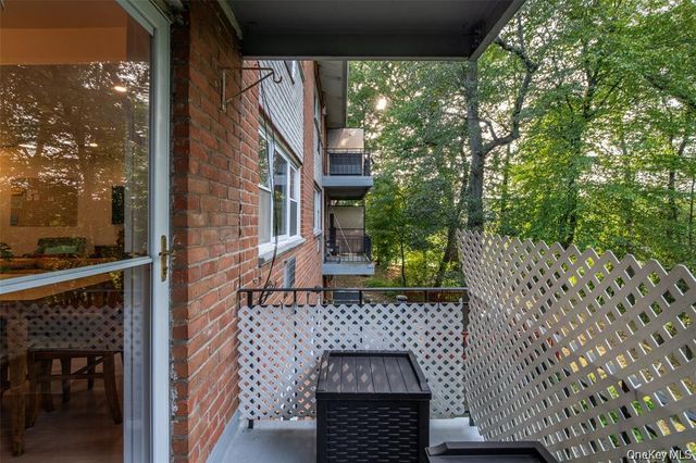 673 Pelham Road E14, New Rochelle, NY 10805