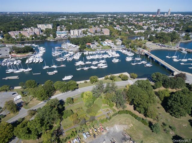 673 Pelham Road E14, New Rochelle, NY 10805