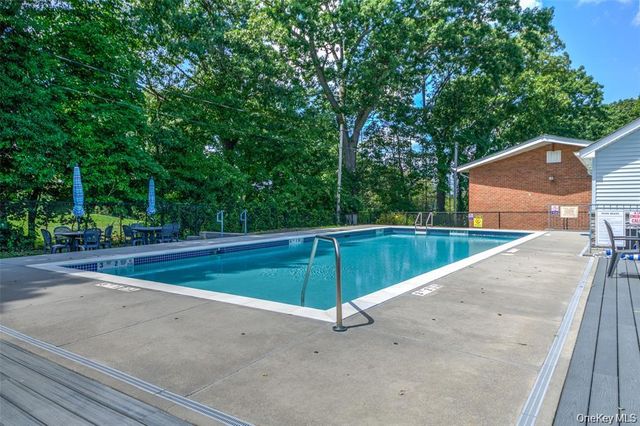 673 Pelham Road E14, New Rochelle, NY 10805