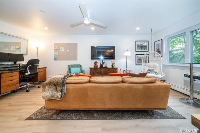 673 Pelham Road E14, New Rochelle, NY 10805