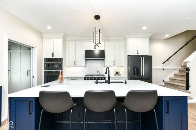 2003 Rhettsbury Street, Carmel, IN 46032