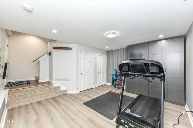 2003 Rhettsbury Street, Carmel, IN 46032