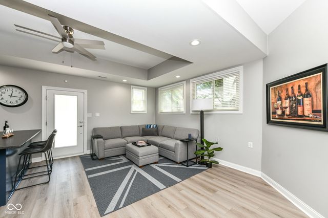 2003 Rhettsbury Street, Carmel, IN 46032