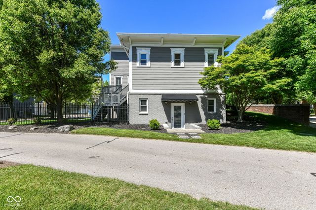 2003 Rhettsbury Street, Carmel, IN 46032